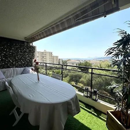Magnifique Vue Mer Et Montagnes - De Standing Antibes